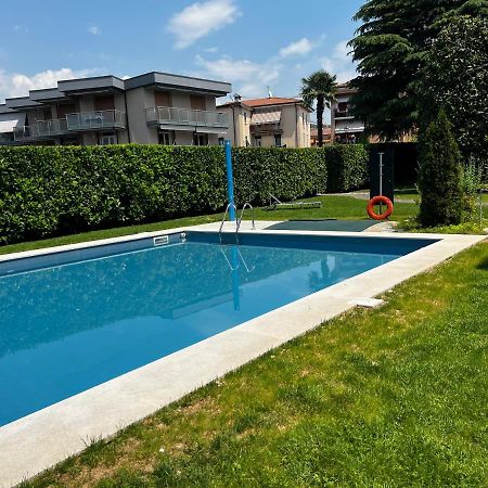 Apartment Cornicello With Pool By Glam Bardolino Bagian luar foto